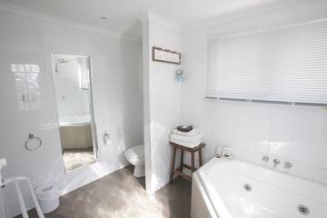 Jetted tub