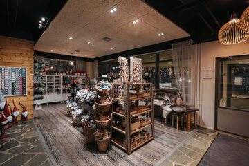 Gift shop