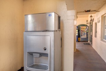 Vending machine