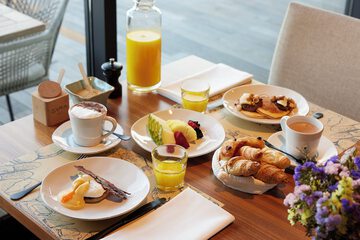 Breakfast meal