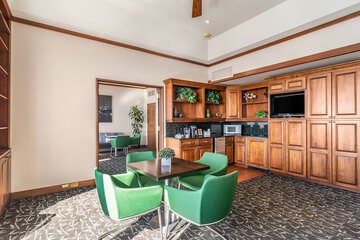 Breakfast/Coffee Service 38 of 67