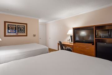 Room 6 of 15