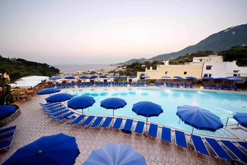 Rooftop pool