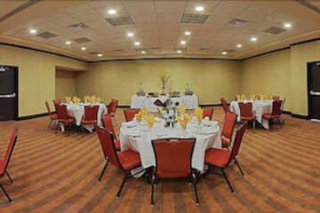 Ballroom/Hall 44 of 49