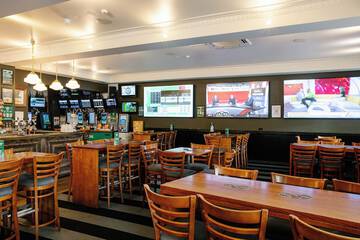 Sports bar