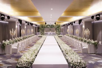 Indoor wedding
