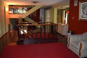 hotel_rooms