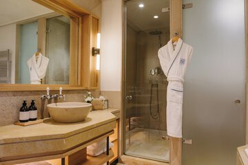 Jetted tub