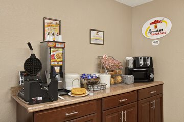 Breakfast/Coffee Service 19 of 21