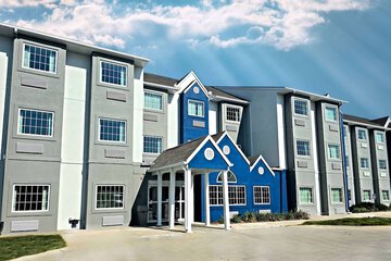 Microtel Inn & Suites by Wyndham Council Bluffs / Omaha