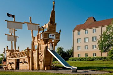 Children's play area - outdoor