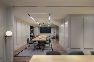 Meeting facility