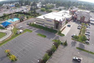 Triple Play Resort Hotel & Suites