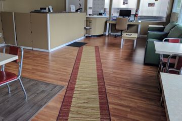 Simplicity Inn