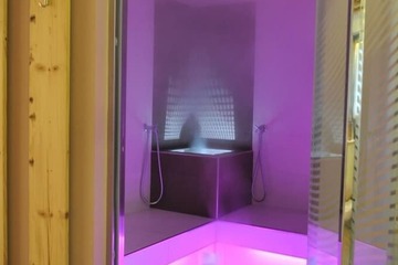 Steam room