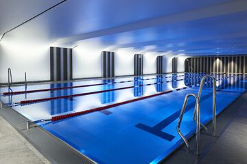 Exercise/lap pool