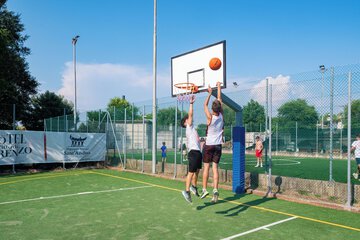 Sport court
