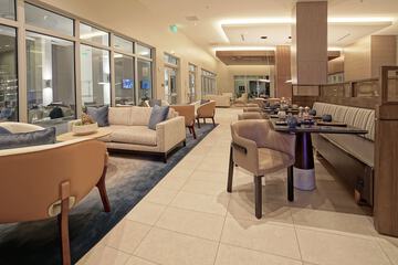 Breakfast/Coffee Service 57 of 76