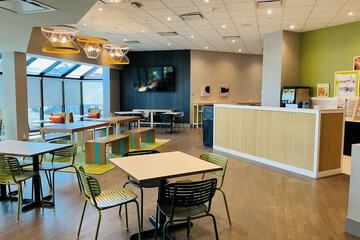 Breakfast area