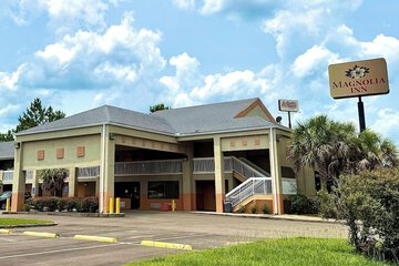 Magnolia Inn Townhouse Hattiesburg MS I-59