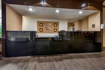 Hotel Interior 8 of 26