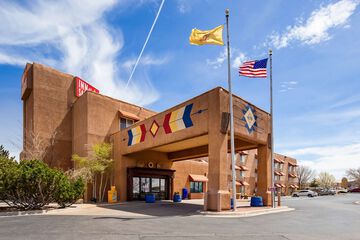 Inn at Santa Fe SureStay Collection by Best Western
