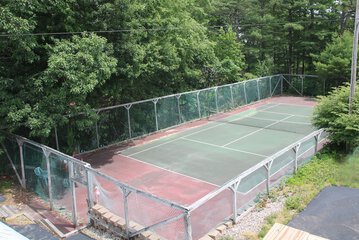 Tennis court