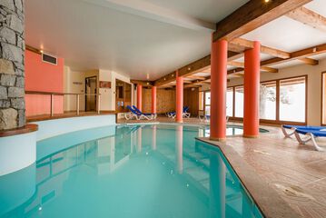 swimming pool spa