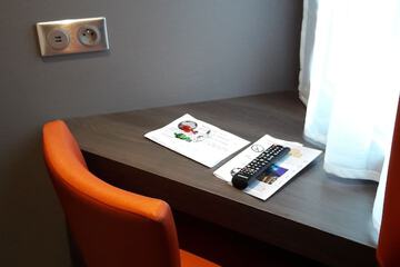 Room amenity