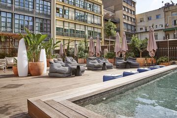 Sundeck