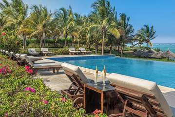 Infinity pool