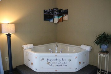 Private spa tub
