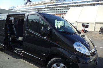 Airport shuttle