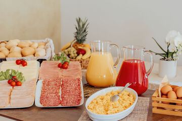 Breakfast buffet