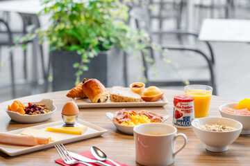 Breakfast area