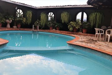 Private pool