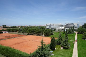 Tennis court
