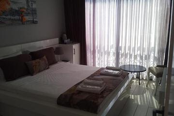 Photo 32