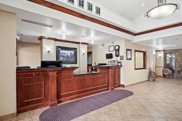 Hotel Interior 7 of 37