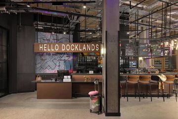 Check-in/check-out kiosk