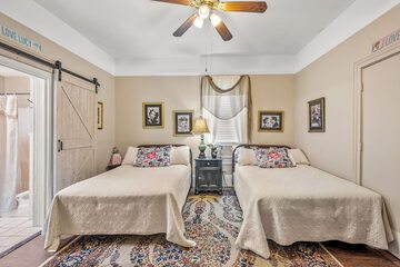 Room 43 of 56