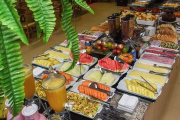 Breakfast buffet