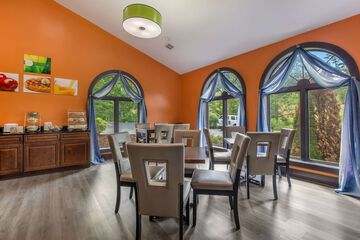 Breakfast area