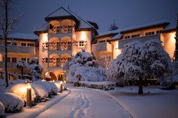 Snow and ski sports