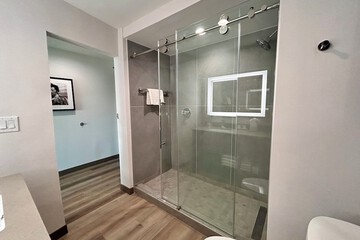 Bathroom shower