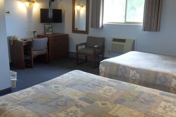 Room 15 of 40