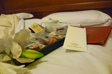 Room service - dining