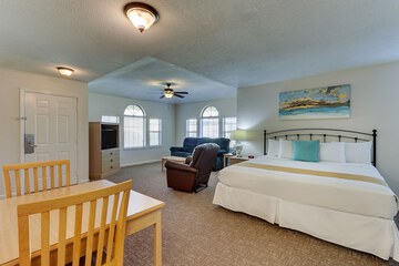 Room 26 of 33