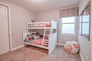 Children's theme room