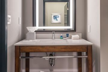 Bathroom sink